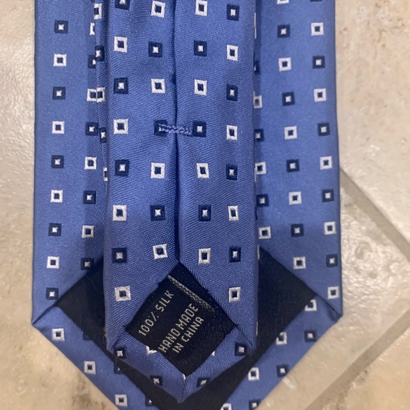 Jos. A. Bank Men’s Silk Tie - Picture 4 of 4